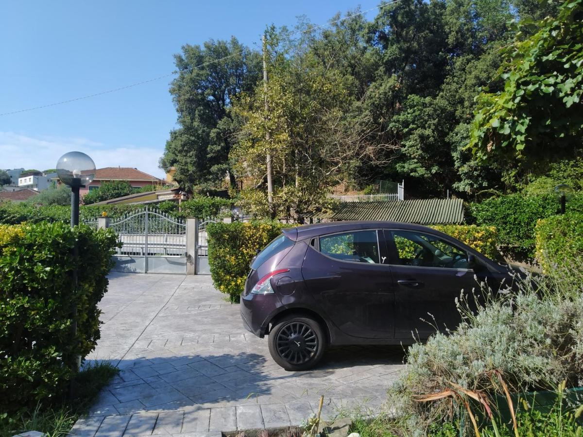 La Casa Nel Verde Lavagna Bagian luar foto