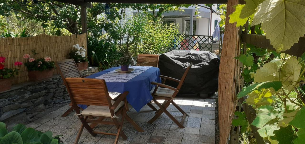 La Casa Nel Verde Lavagna Bagian luar foto